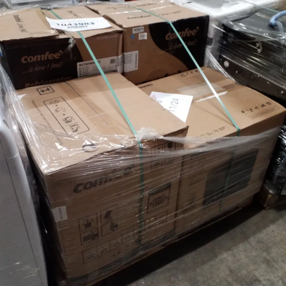 PALLET CONTAINING APPROXIMATELY 4 RAW ELECTRICAL ITEMS TO INCLUDE: