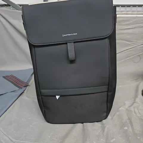 KAPTEN & SON BACKPACK – 14" LAPTOP COMPARTMENT – BLACK