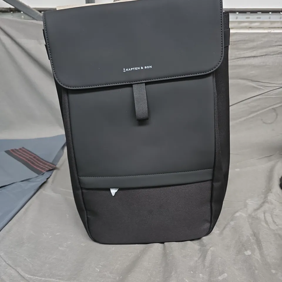 KAPTEN & SON BACKPACK – 14" LAPTOP COMPARTMENT – BLACK