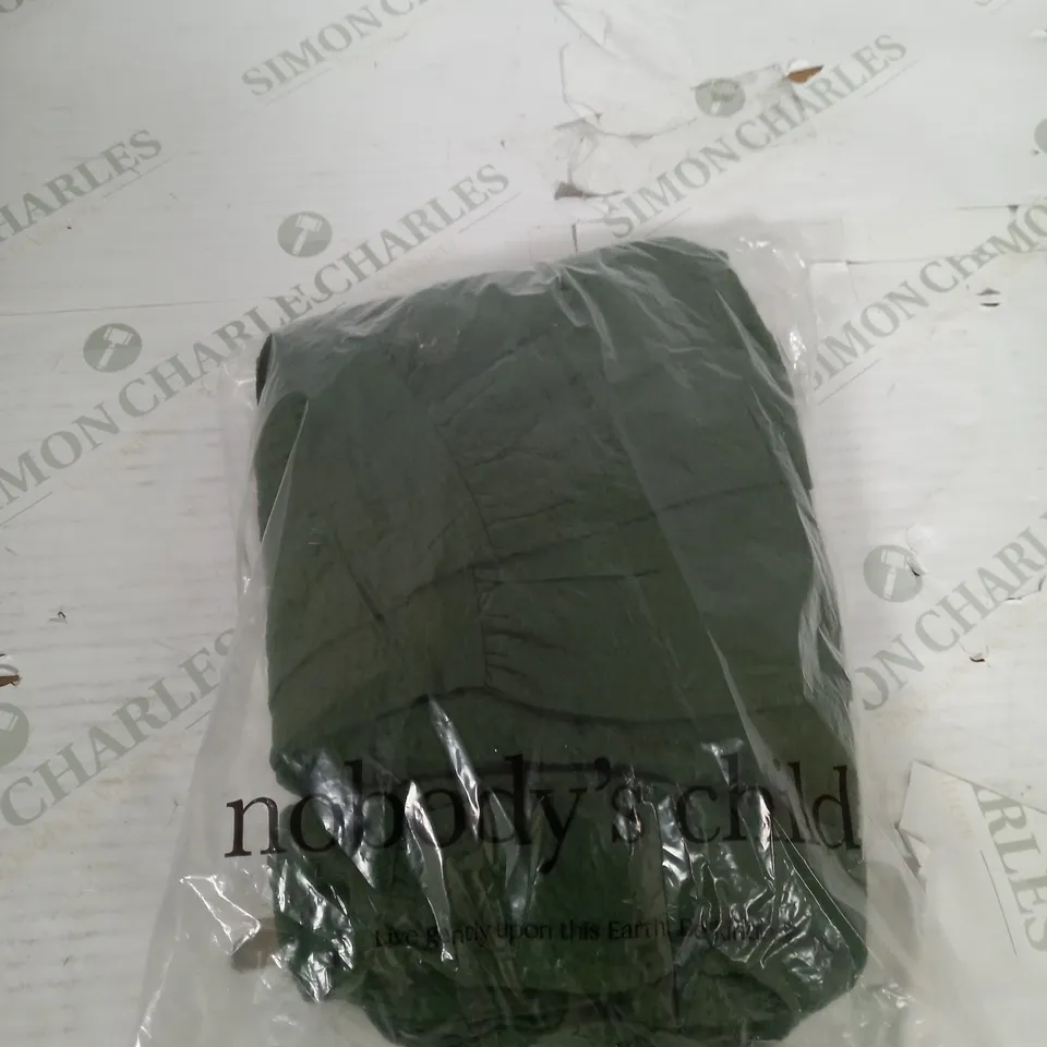 BAGGED NOBODYS CHILD OCCASSIONAL DRESS SIZE UNSPECIFIED