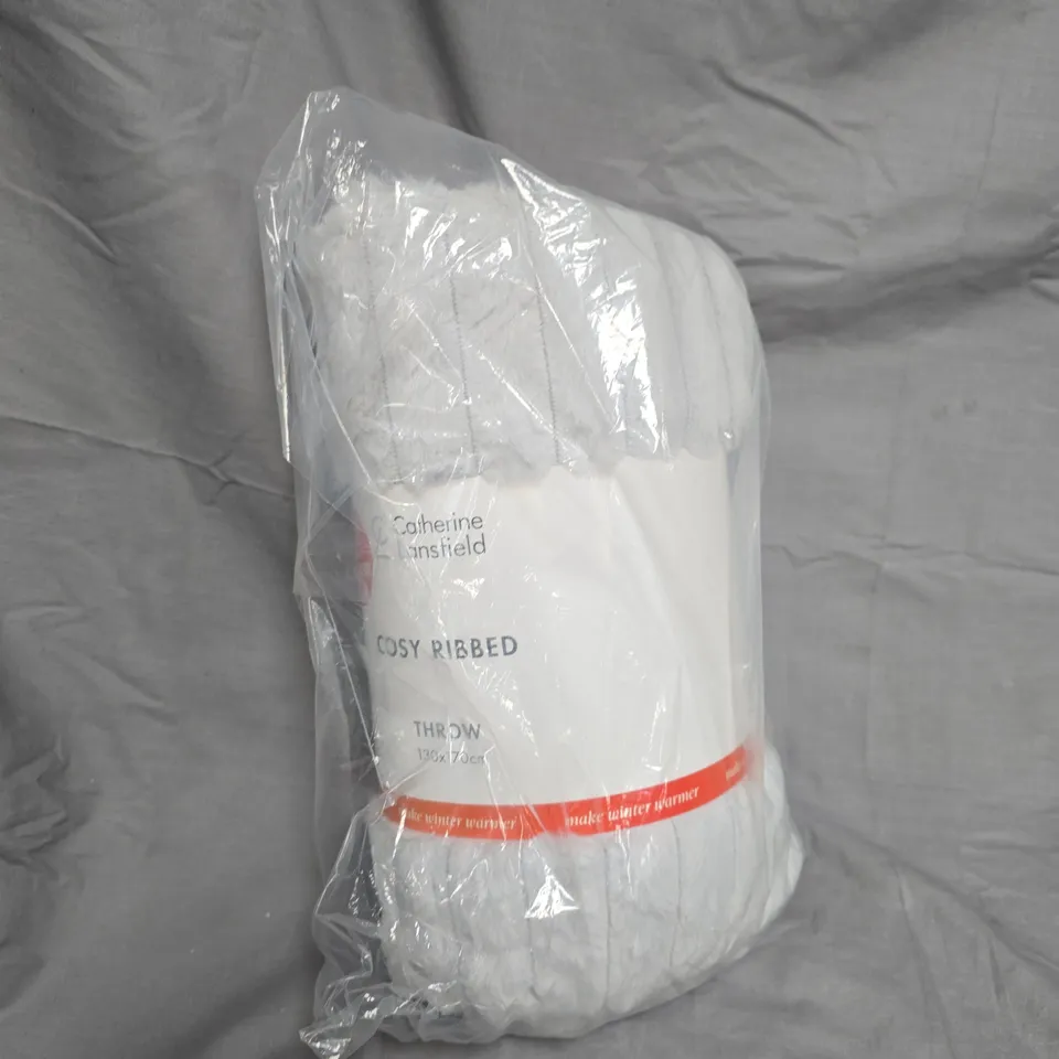 Catherine Lansfield Cosy Ribbed Throw – White, 130 x 170 cm