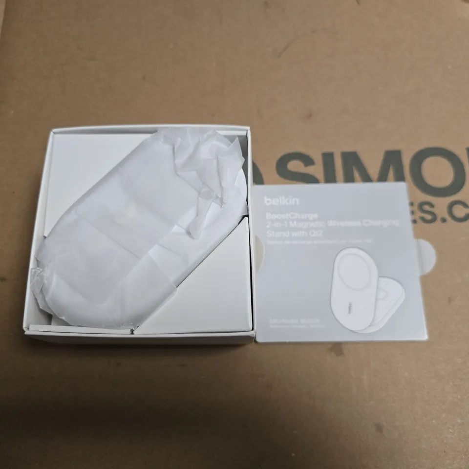 BOXED BELKIN BOOST CHARGE 2IN1 MAGNETIC FOLDABLE CHARGER