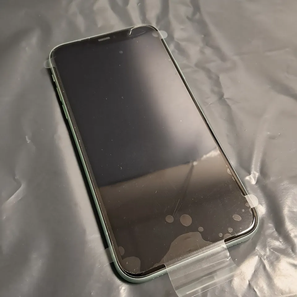 UNBOXED APPLE IPHONE 11 64GB IN GREEN