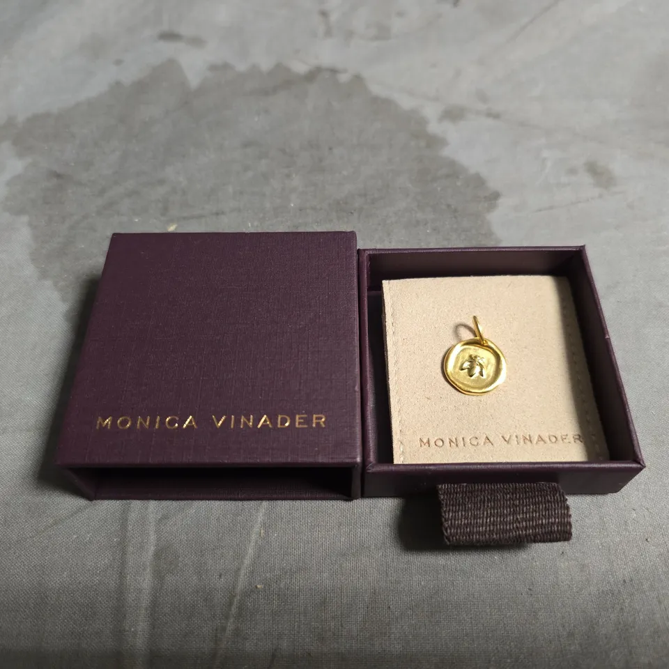 MONICA VINADER GOLD TONE CIRCULAR PENDANT – BOXED