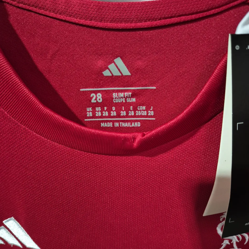 LIVERPOOL FC ADIDAS HOME SHIRT AND SHORTS – ISAK 9, SLIM FIT, UK 28 (MEN'S)