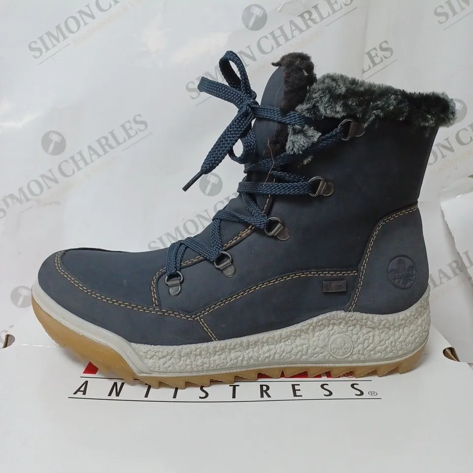 BOXED RIEKER WATER RESISTANT WARM HIKER BOOTS, NAVY - SIZE 7.5