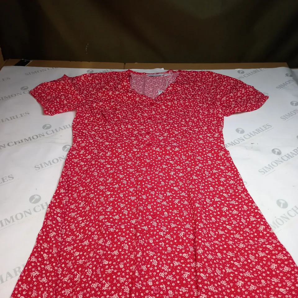 WOMENS FLORAL OCCASSIONAL DRESS SIZE 12