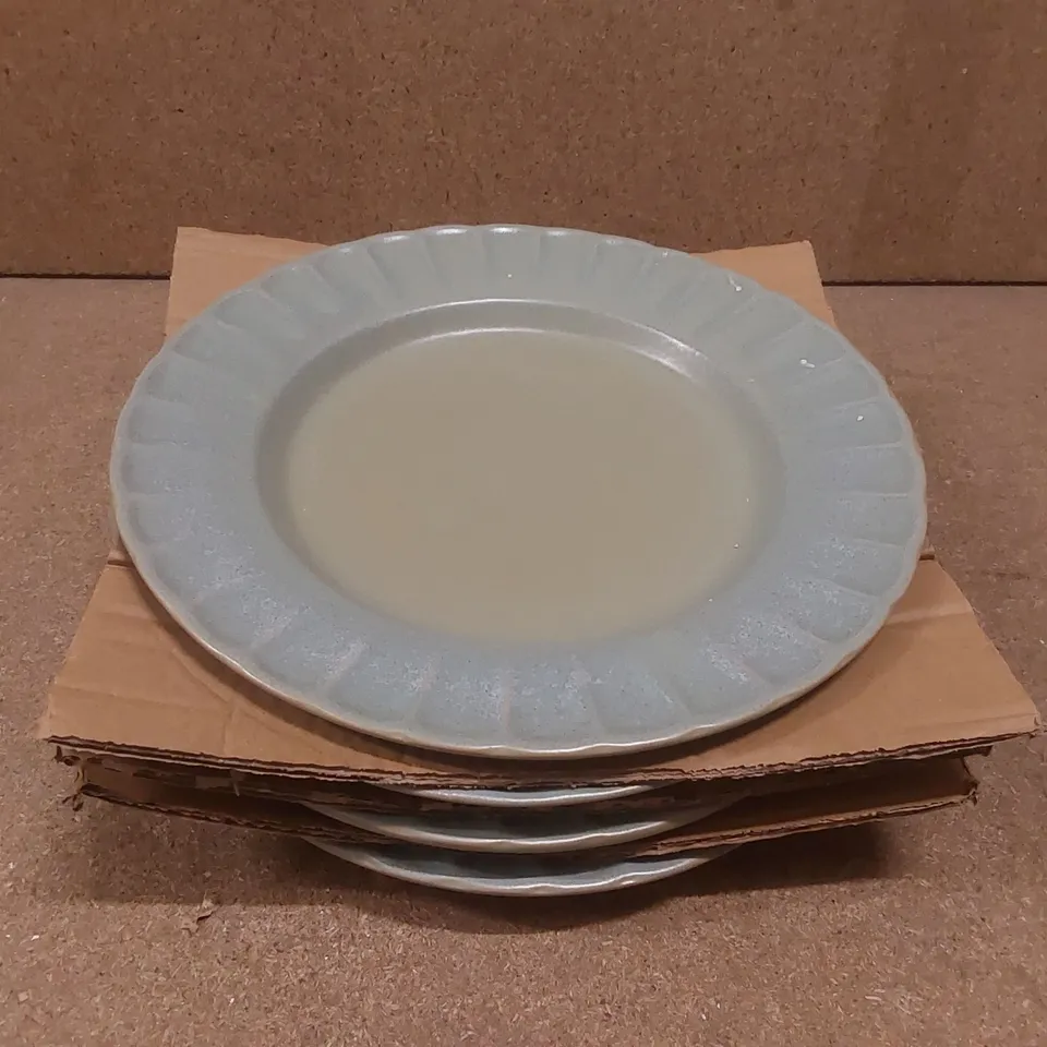 BOXED HESTIA GLAZED STONEWARE SET OF 4 GREEN PLATES
