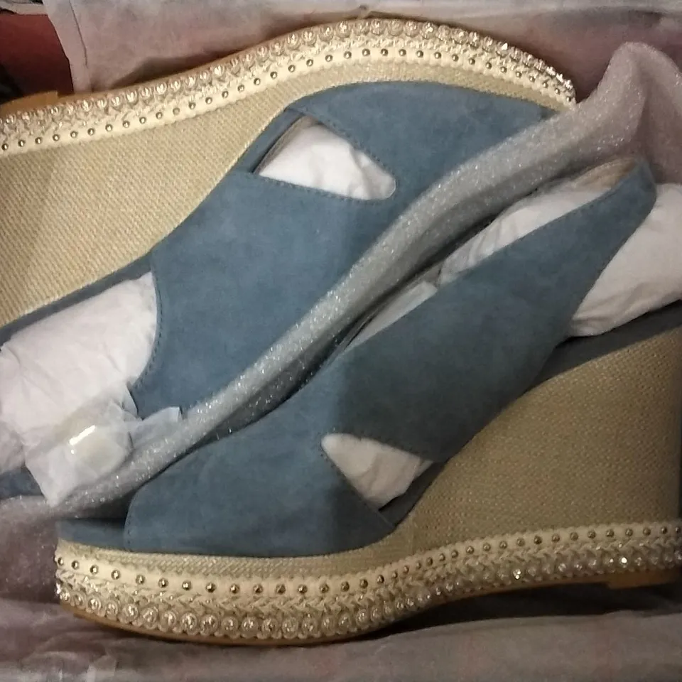 3 SHOE BOXES CONTAINING RIEKER ANKLE BOOTS WITH TASSLE IN NAVY, UK SIZE 5, SKECHERS STRETCH FIT GORE SLINGBACK SANDAL - UK SIZE 5, BLACK, MODA IN PELLE PERIAR WEDGE LIGHT BLUE SUEDE SANDAL UK SIZE 8