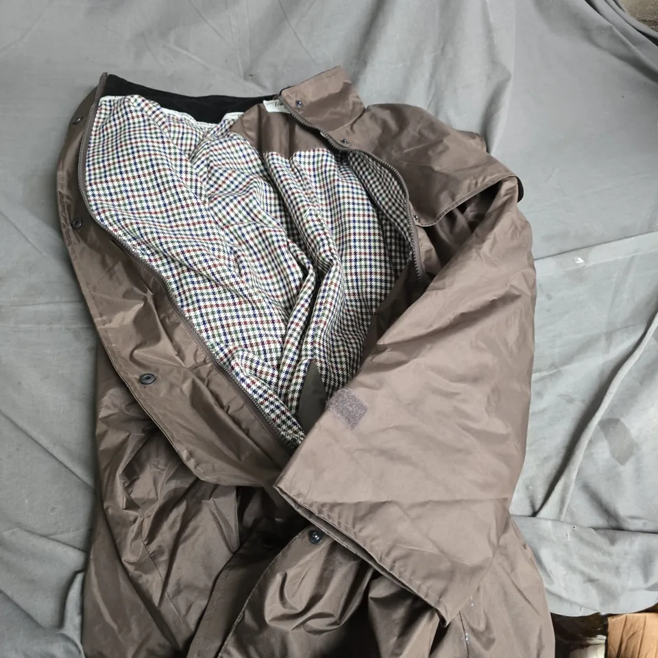 TAYBERRY XL BROWN JACKET WITH CHECKED LINING