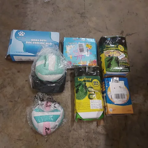 PALLET CONTAINING A LARGE QUANTITY OF ASSORTED HOSE PIPES, POOL INFLATABLES ECT