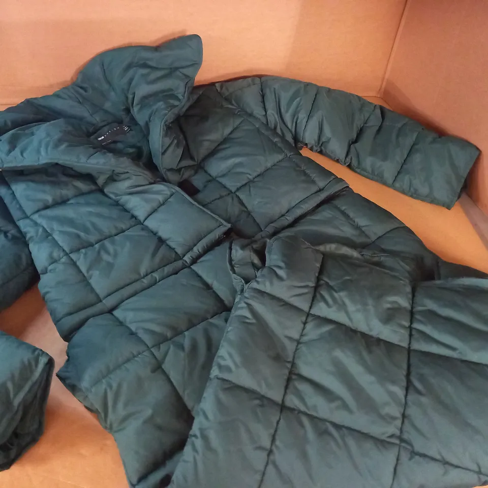 ASOS DESIGN TALL GREEN LONGLINE PADDED COAT - UK 8
