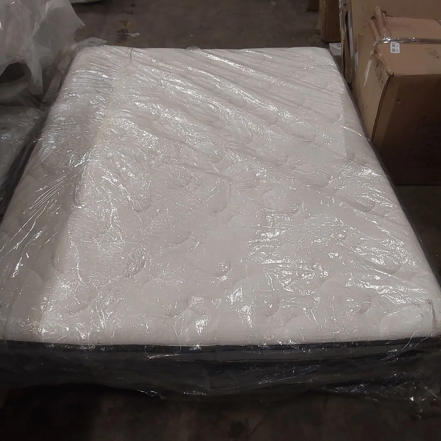 QUALITY BAGGED GEHUMANN 26CM MEDIUM HYBRID SPRUNG MATTRESS - 5FT KING SIZE