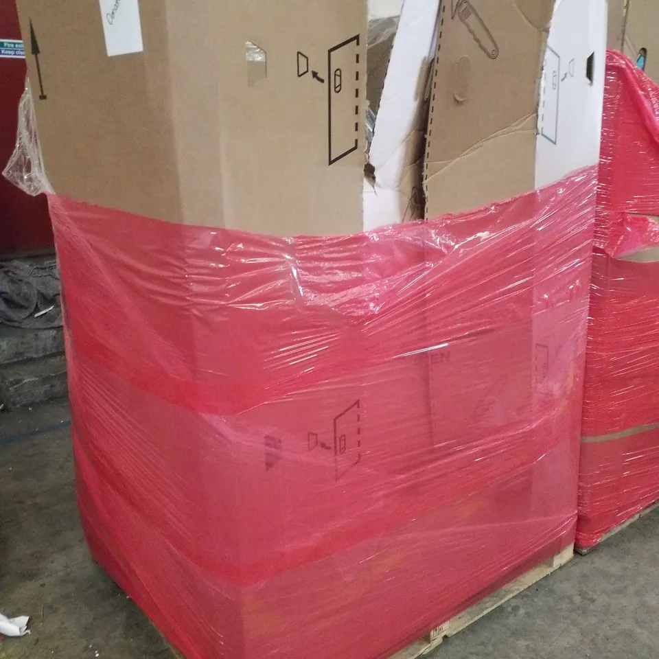 PALLET CONTAINING ASSORTED PRODUCTS INCLUDING REBORN BABY DOLL, STORAGE OTTOMAN, PLAYPEN, HEATED THROW, SLEEPING BAG & TRAY TABLE
