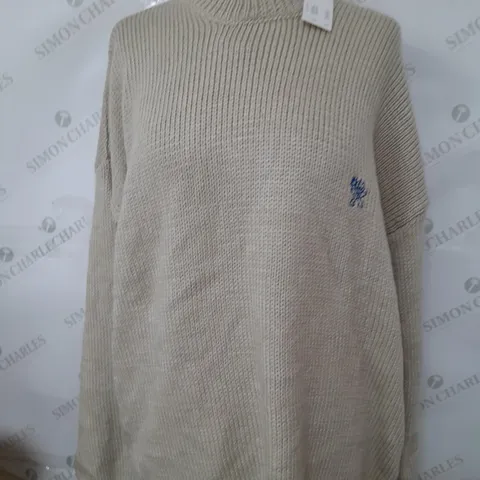 URBAN OUTFITTERS CRΓME & BLUE JUMPER - SIZE MEDUM