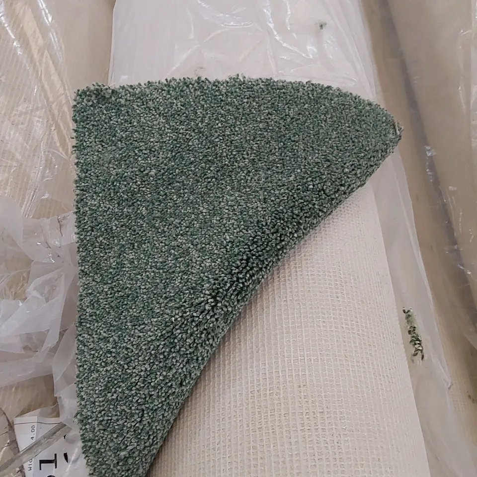 ROLL OF QUALITY STS HERITAGE LUXURY AB CARPET // SIZE: APPROX. 4 X 4.6m
