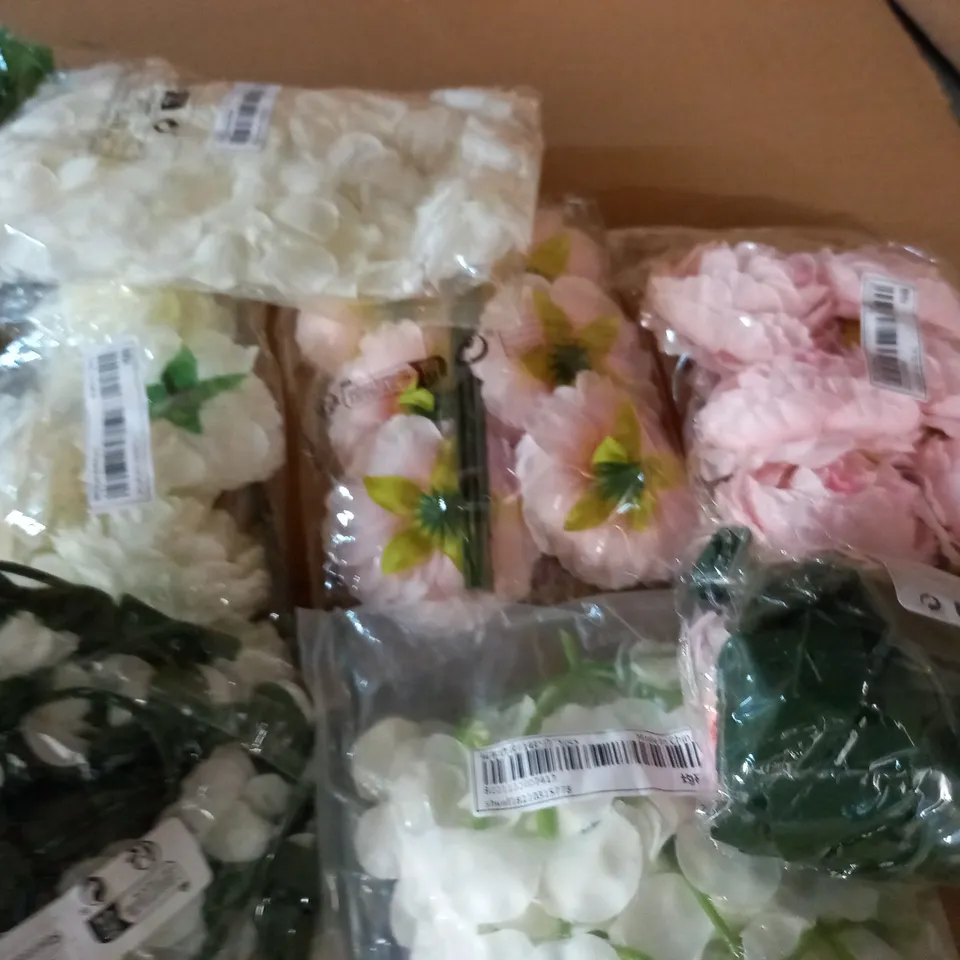 LOT OF ASSORTED ARTIFICIAL FLOWERS
