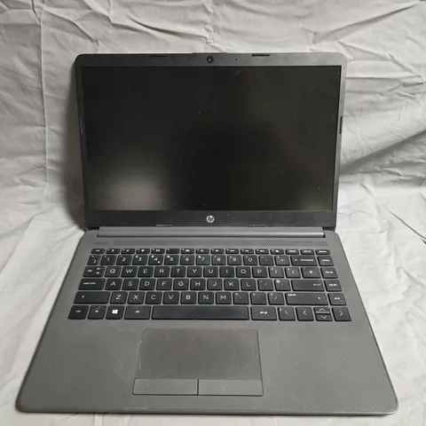 HP 245 G8 LAPTOP