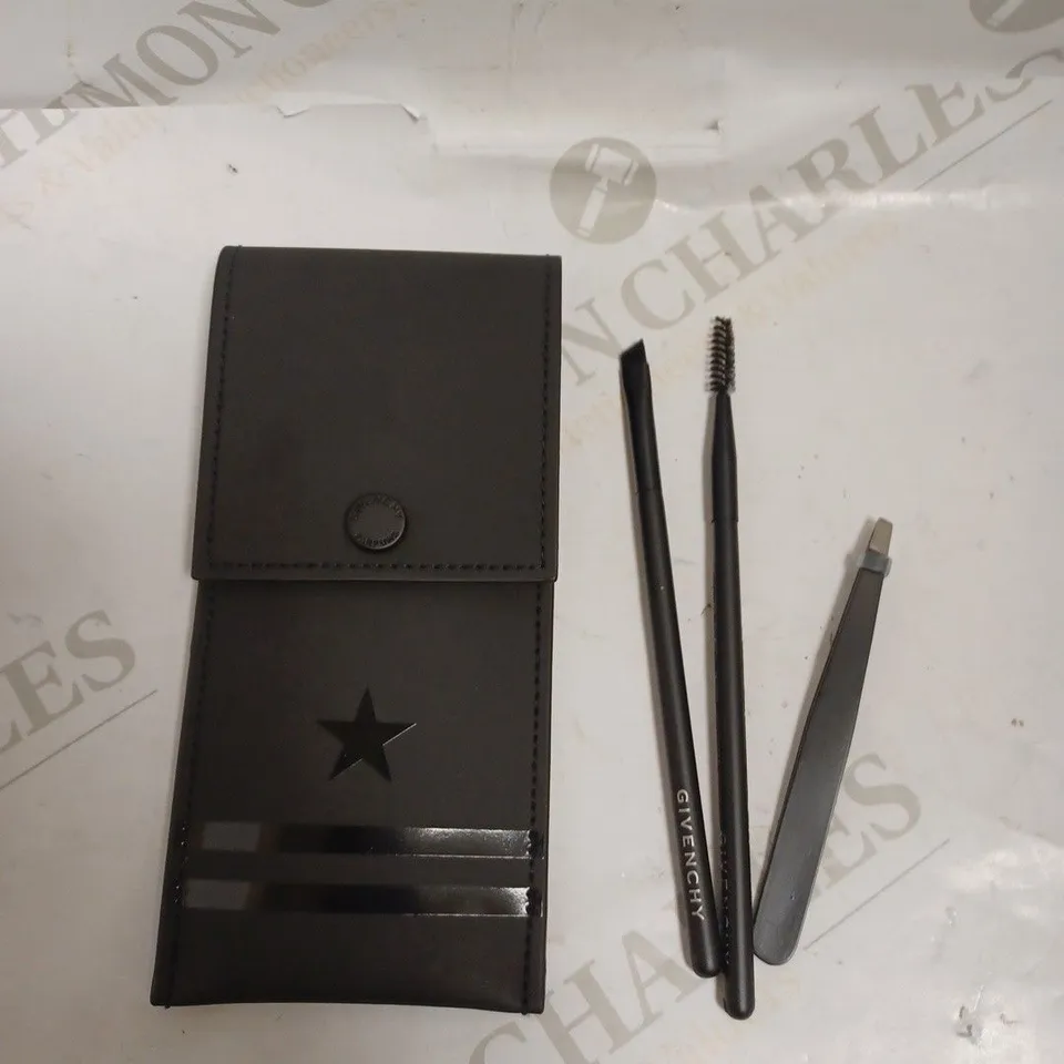 BOX OF 10 GIVENCHY EYEBROW KITS