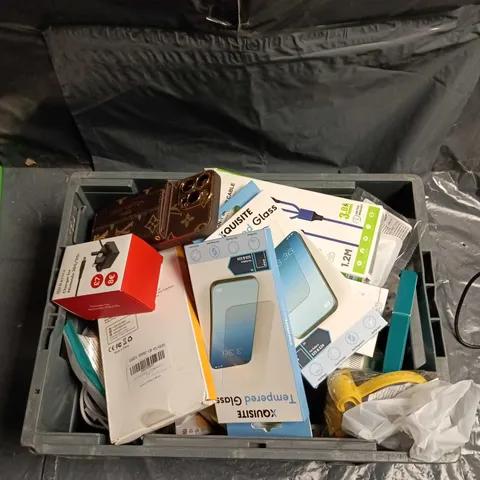 BOX OF ASSORTED ELECTRICAL ITEMS (UNTESTED)