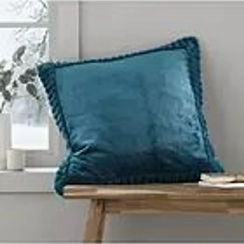 CATHERINE LANSFIELD VELVET & FAUX FUR CUSHION