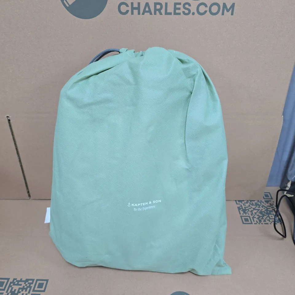 KAPTEN & SON BAG – HELLVI CLOUD MEDIUM LEO SANDSTONE