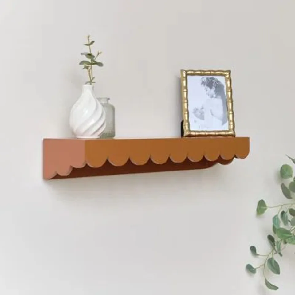 BOXED SCALLOPED WALL STORAGE SHELF - 61cm