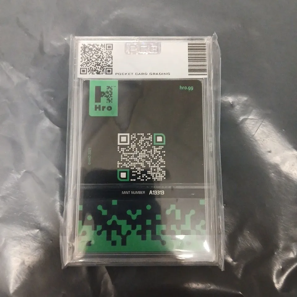 BATMAN VS GREEN LANTERN POCKET CARD – GRADED 9 (A13313) BY POCKET CARD GRADING