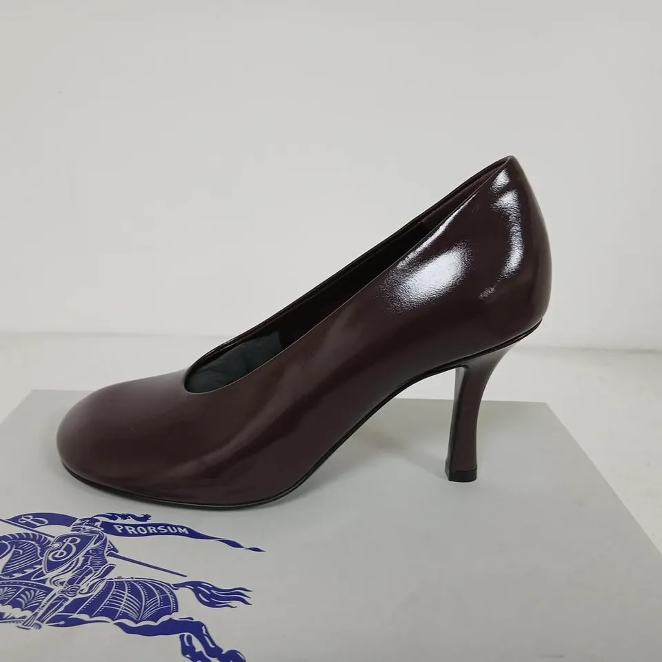BURBERRY BURGUNDY PATENT LEATHER HIGH-HEEL PUMPS, UK 3 (EU 36)