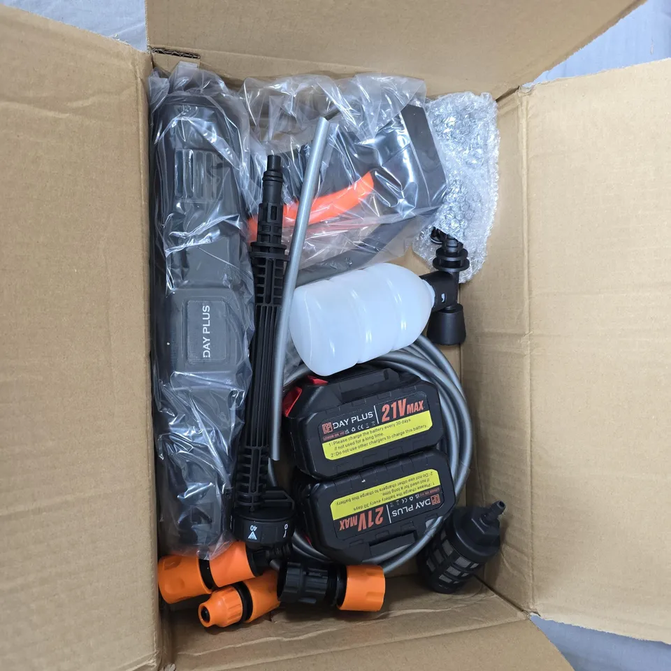 DAY PLUS 21V MAX CORDLESS WATER PUMP KIT WITH BATTERY PACK AND CHARGER 