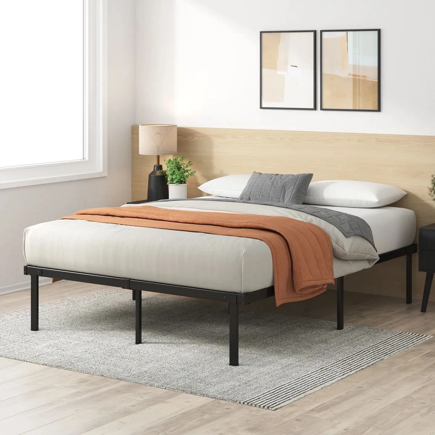 BOXED NIKKHAR MODERN METAL PLATFORM BED WITH HEAVY DUTY STEEL SLAT SUPPORT // SIZE: 5FT KING (1 BOX)
