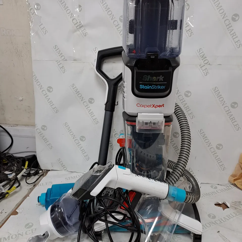 OUTLET SHARK CARPET XPERT DEEP CARPET CLEANER STRIKER EX200UK - COLLECTION ONLY