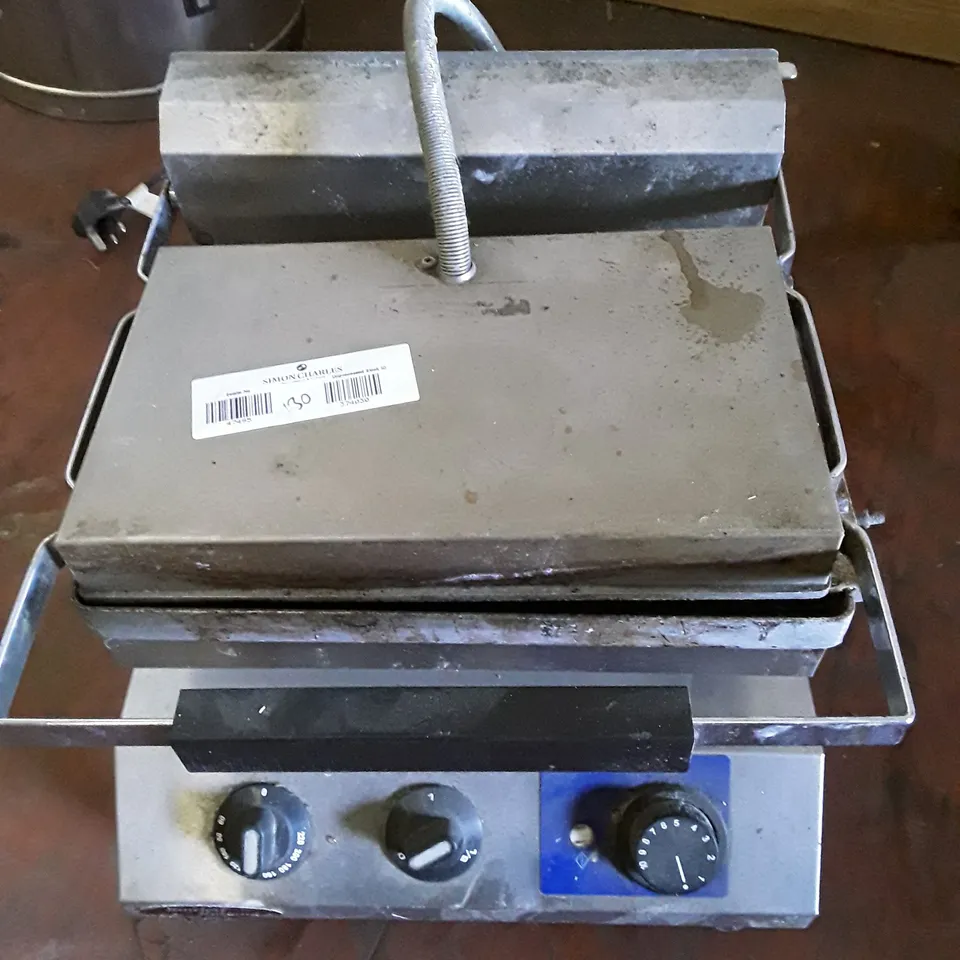 ROWLETT RUTLAND RE-100 CONTACT GRILL