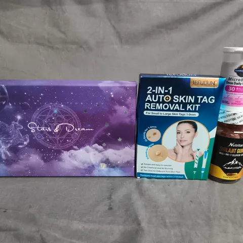 APPROX 10 ASSORTED ITEMS TO INCLUDE -  2-IN-1 AUTO SKIN TAG REMOVAL KIT, PROBIOTIC/DIETARY SUPPLEMENT BOTTLE, AND STARS & DREAM DECORATIVE BOX