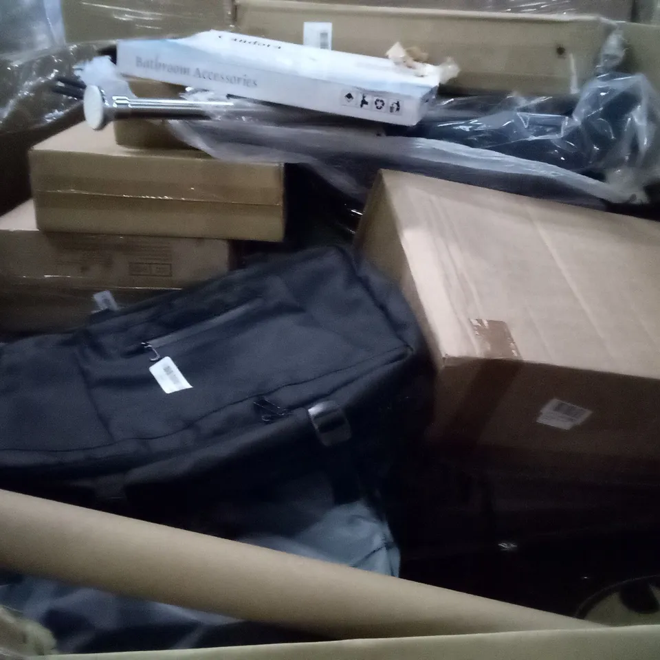PALLET OF ASSORTED ITEMS INCLUDING AIR COOLER, PET RAMP, WALL MOUNTED TOWEL HOLDER, DOOR BRACE, SMALL BLACKBOARD, TOWEL SHELF