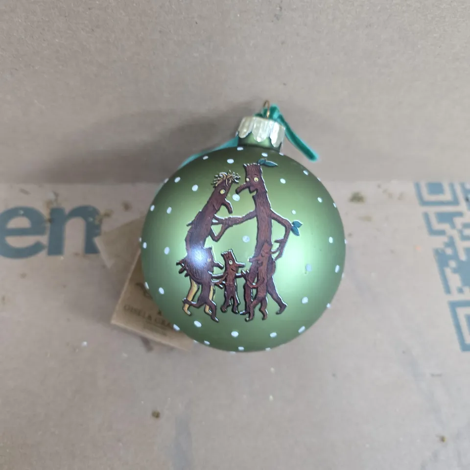 APPROXIMATELY 96 GISELA GRAHAM X STICKMAN CHRISTMAS BAUBLES IN GREEN