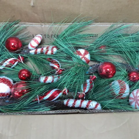 BOXED UNBRANDED DECORATIVE GARLAND