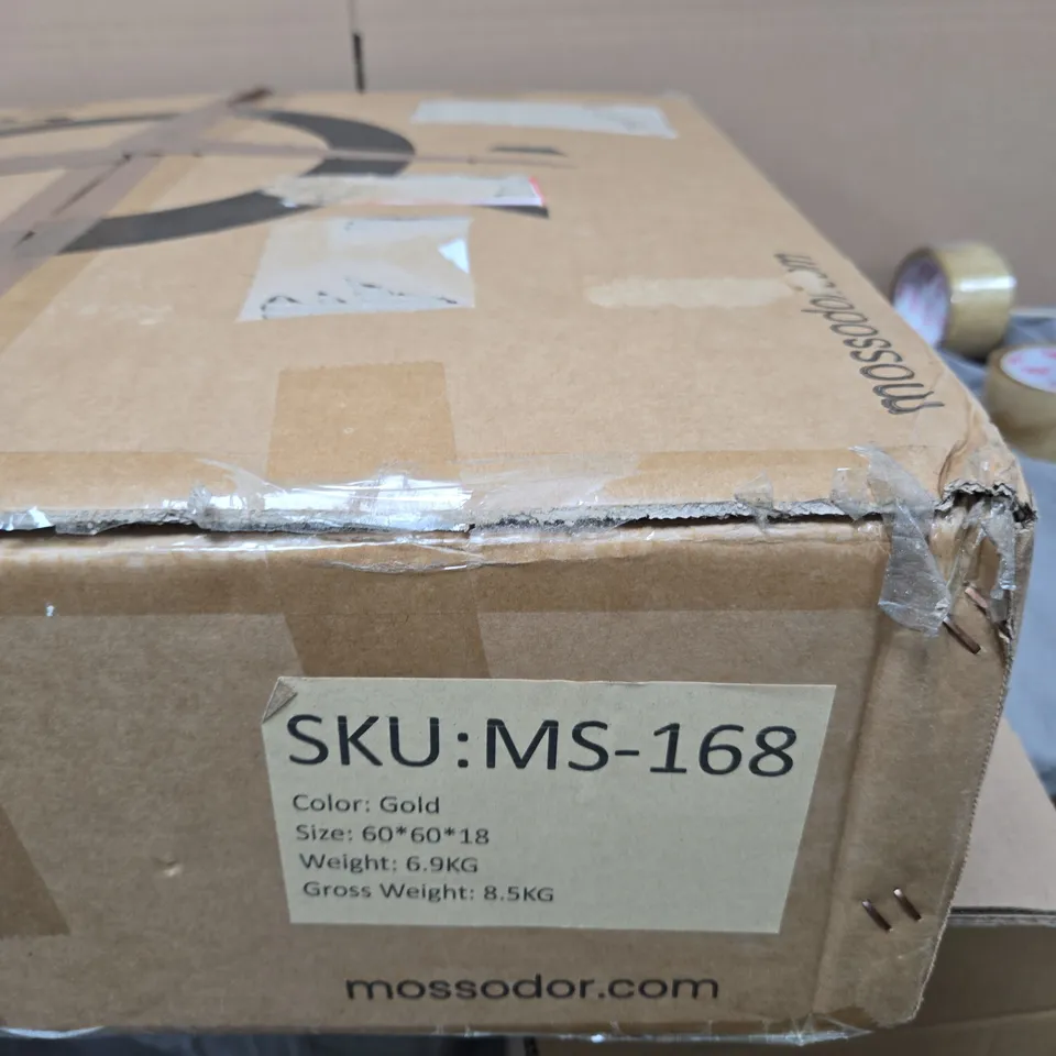 MOSSODOR GOLD CEILING LIGHT BOXED 