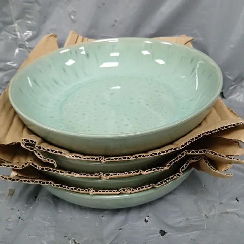 SET OF 4 DISHWASHER AND MICROWAVE SAFE CERAMIC BOWLS IN ENAMEL GREEN