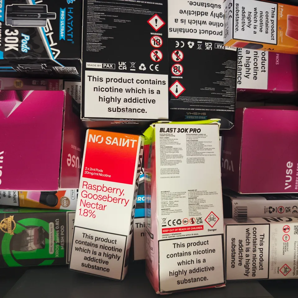 APPROXIAMTELY 20 ASSORTED VAPING PRODUCTS - COLLECTION ONLY
