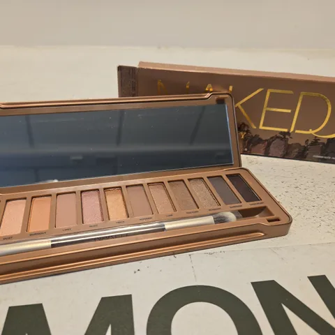 BOXED URBAN DECAY NAKED 3 EYESHADOW PALETTE