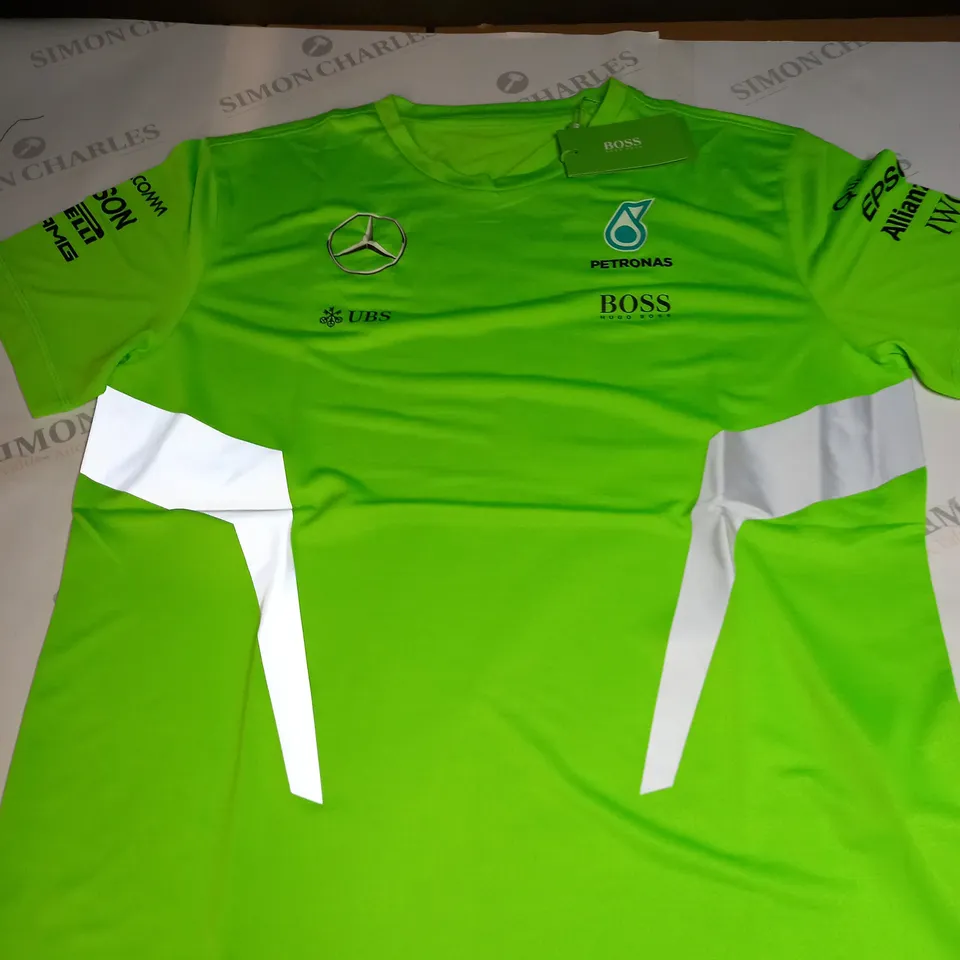 HUGO BOSS MERCEDES T-SHIRT SIZE M 