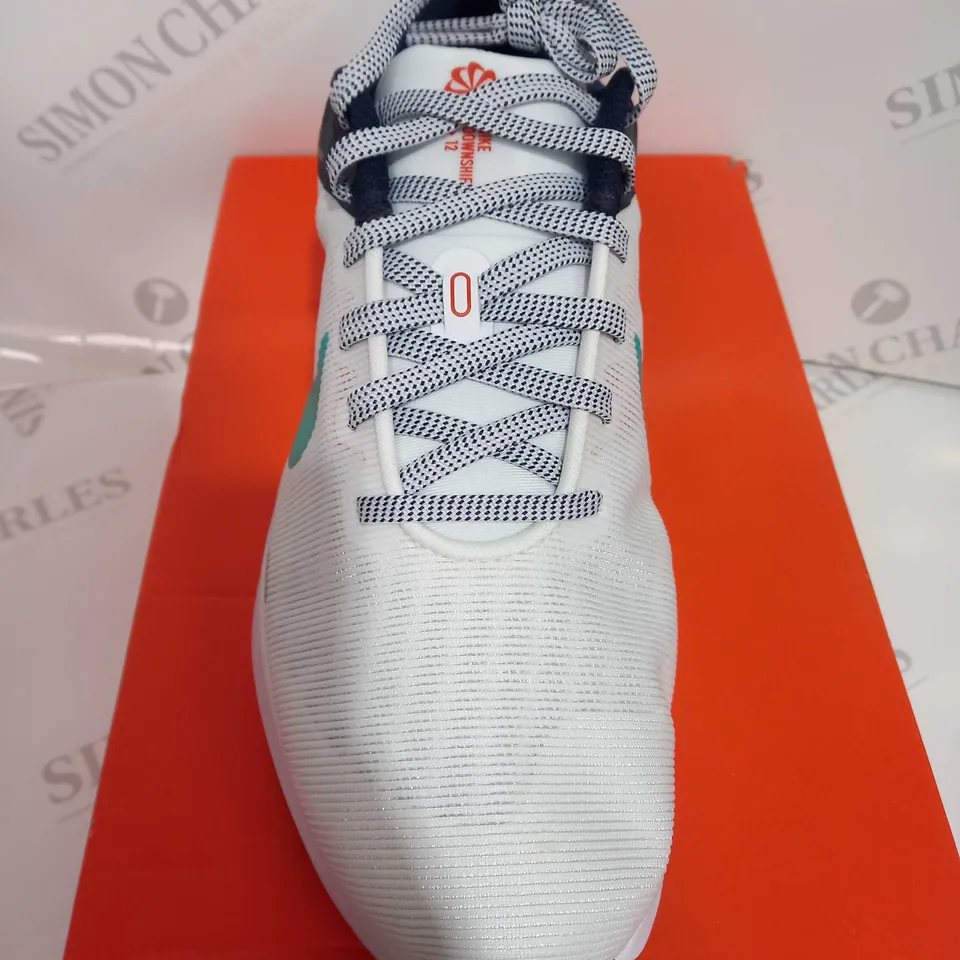 BOXED PAIR NIKE DOWNSHIFTER 12 SIZE UK7 IN WHITE/CLEAR JADE-OBSIDIAN 