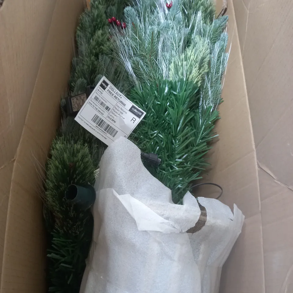 BERWICK PINE FIBRE OPTIC POTTED TREE 5FT COLLECTION ONLY RRP £29.99