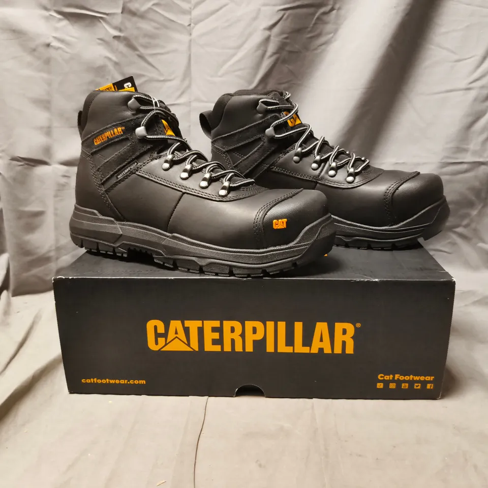 BOXED PAIR OF CAT PNEUMATIC 2.0 EN/STEEL TOE SAFETY BOOTS IN BLACK SIZE UK 8