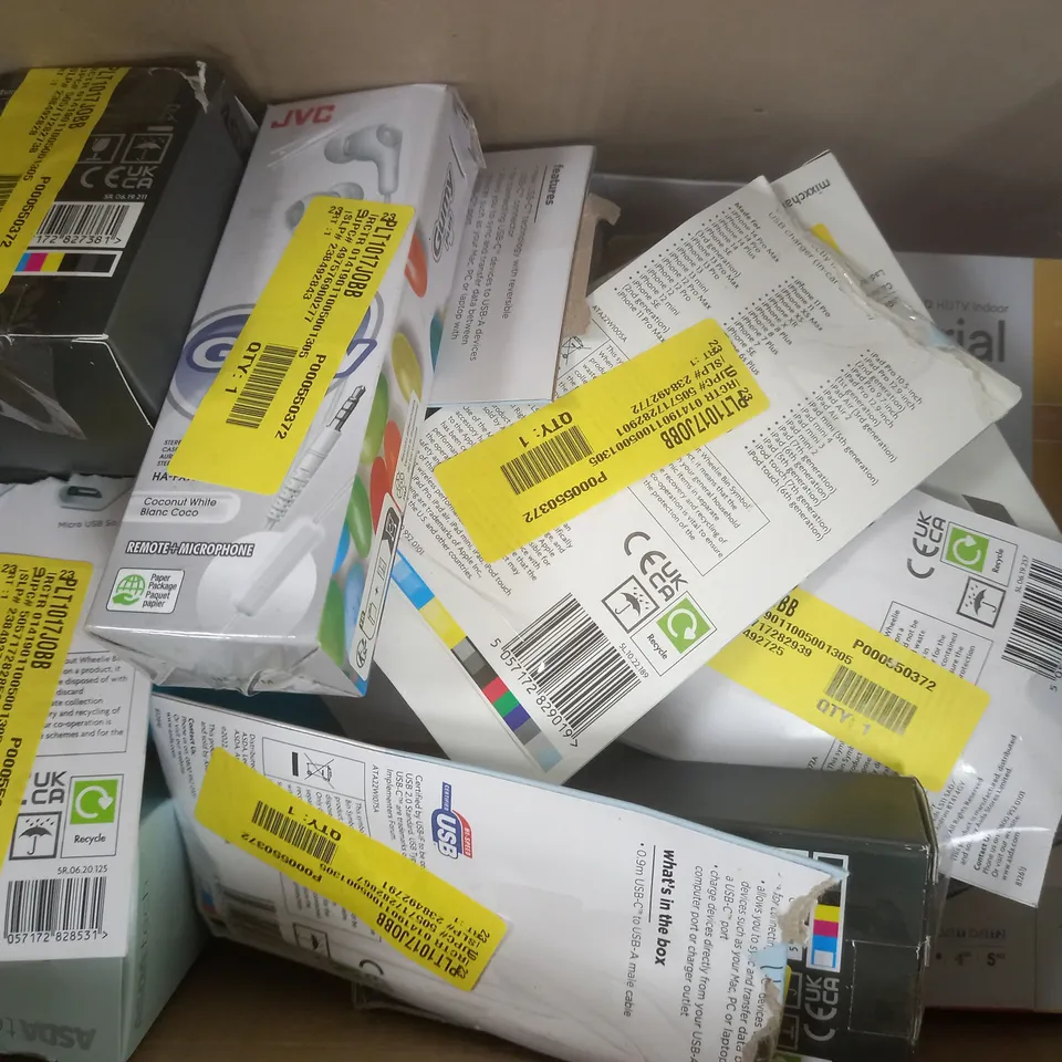 BOX OF APPROXIMATELY 20 ASSORTED ELECTRICAL ITEMS TO INCLUDE MIXX CARDIO AIR 5  HEADPHONES, CHARGE FOR TYPE-C DEVICES, MULTICOLOUR USB CABLE, ETC