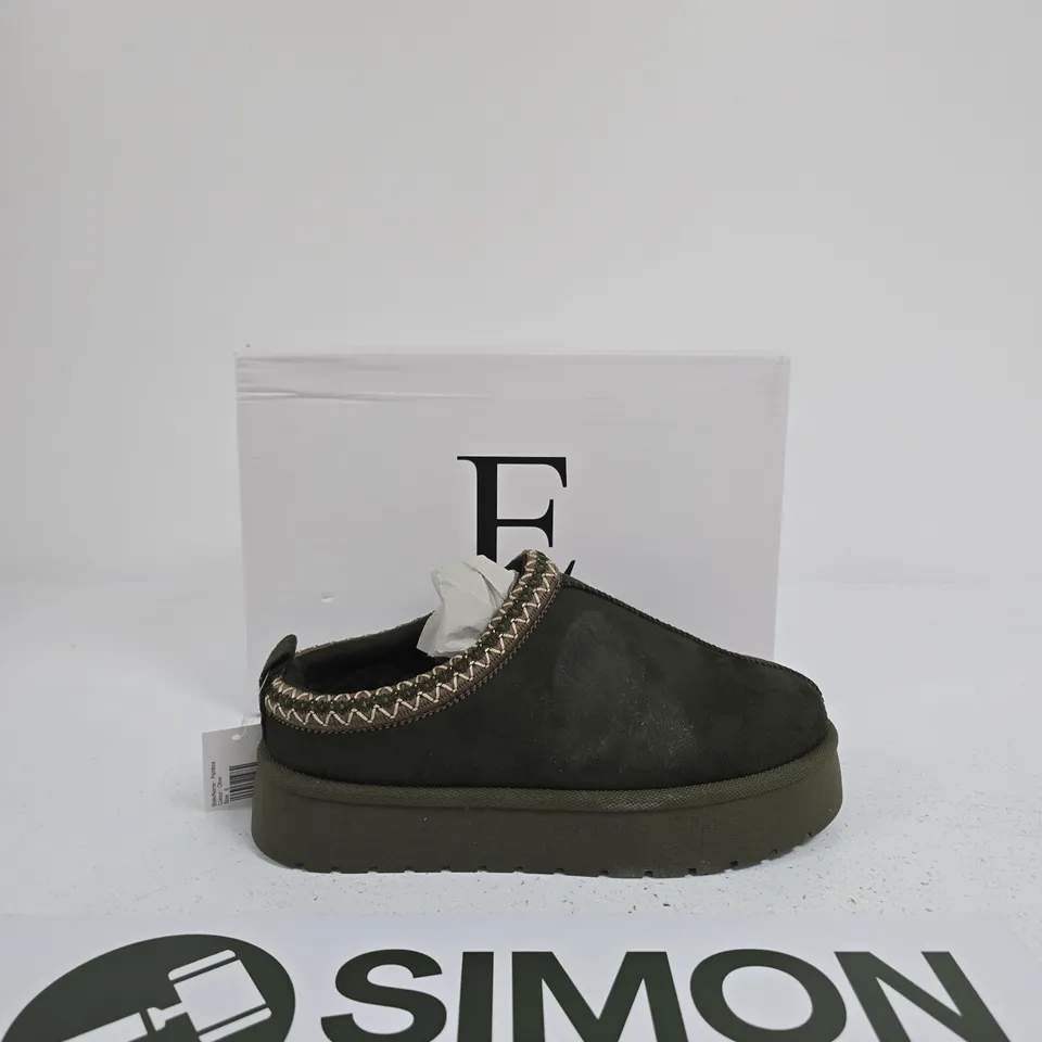 SHOES BY EMMA BLACK SUEDE LOAFER WITH BRAIDED COLLAR STITCHING – WOMEN'S SHOE SIZE 6