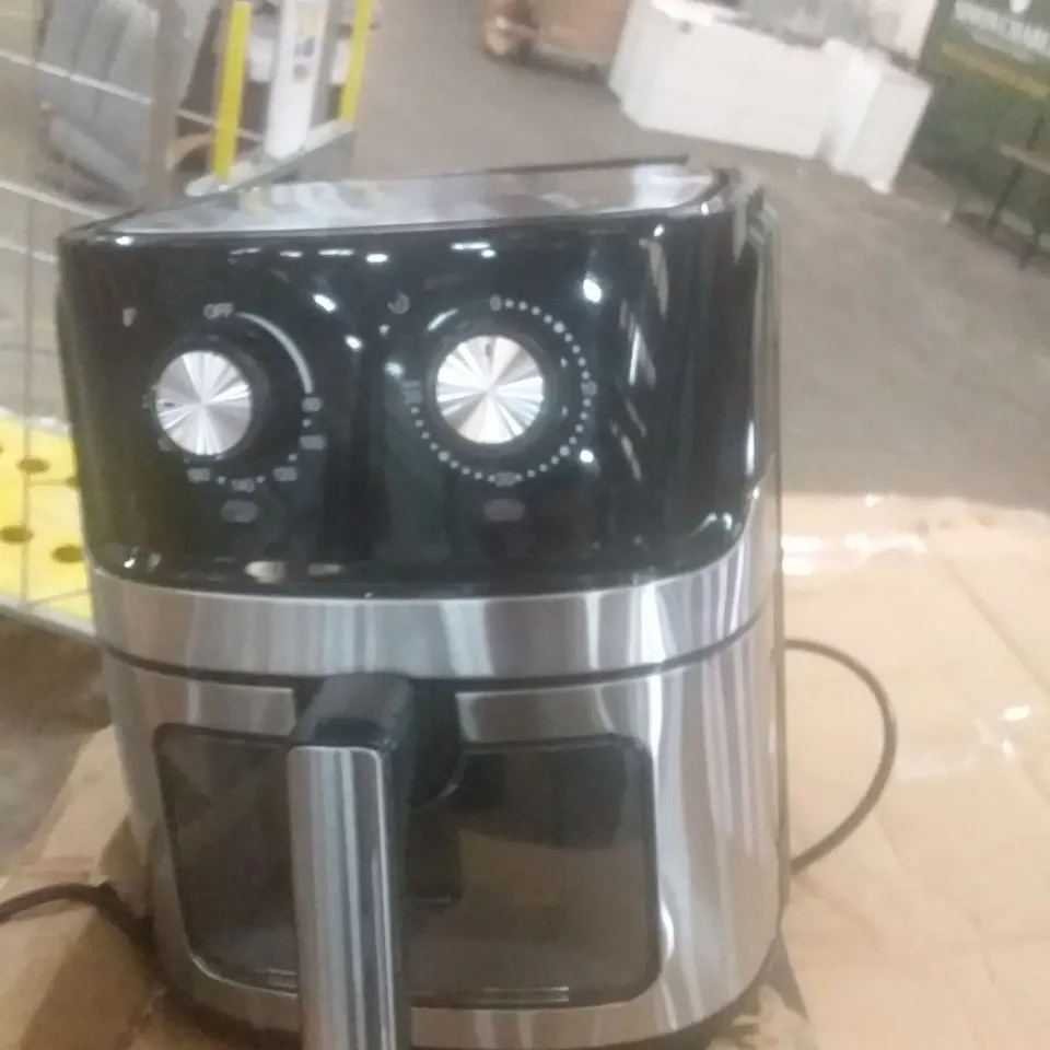 BOXED ATRAVESAR TTAF 501MST AIR FRYER