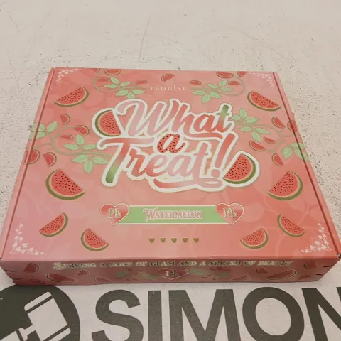 PLOUISE WHAT A TREAT! WATERMELON GIFT BOX (PINK COSMETIC/BEAUTY GIFT SET)