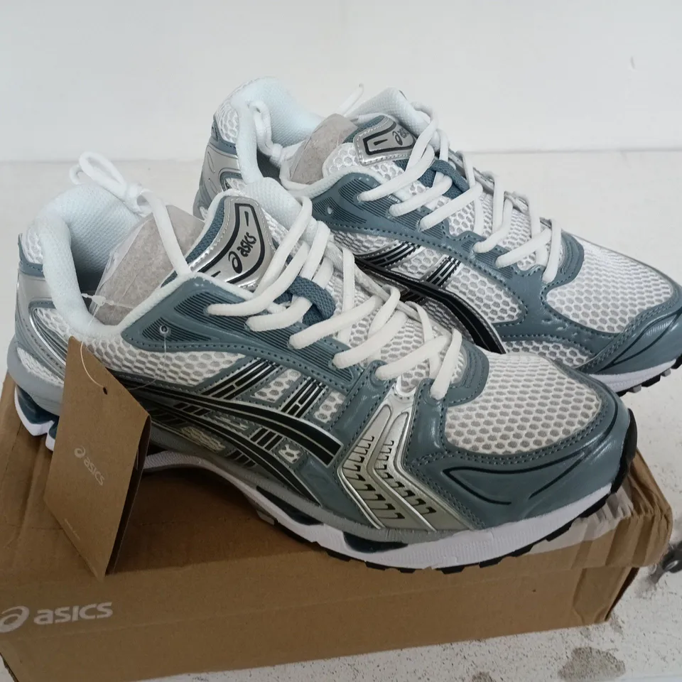 OASICS GEL-KAYANO 14 (WHITE/FJORD GREY) SIZE 8.5